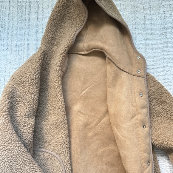 Reversible Teddy Jacket with Hood - Picture 2 of 3